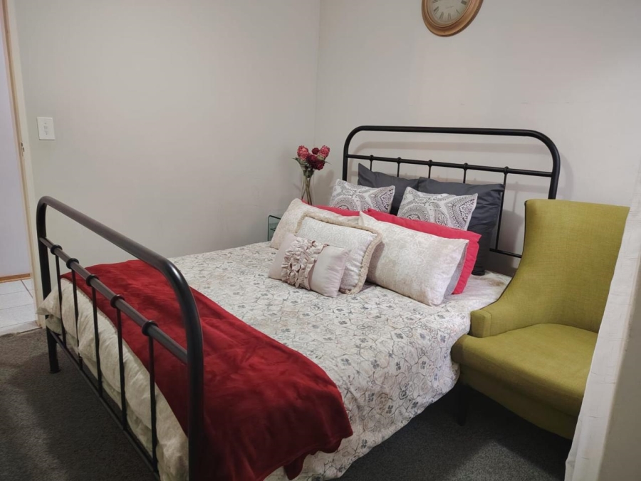 3 Bedroom Property for Sale in Geelhoutpark North West